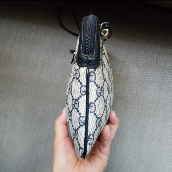 Authentic Vintage Gucci GG Monogram Ophidia Clutch - Picture 6 of 9